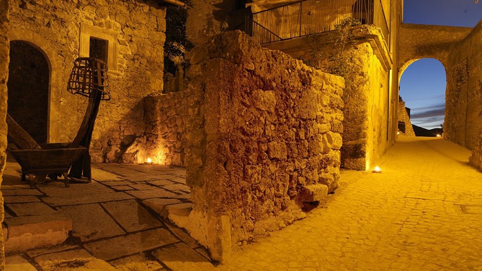 The Albergo Diffuso”: a new model to recover  the territory