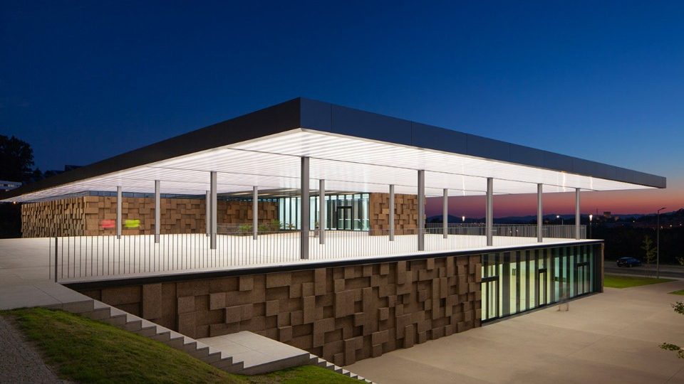 Guimarães – Portogallo Un centro sportivo che bilancia tecnologia e architettura